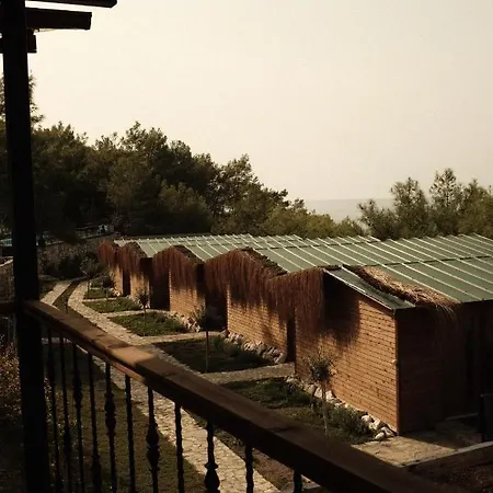 Campsite Rocas Roja Beach