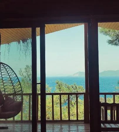 Rocas Roja Beach Campsite